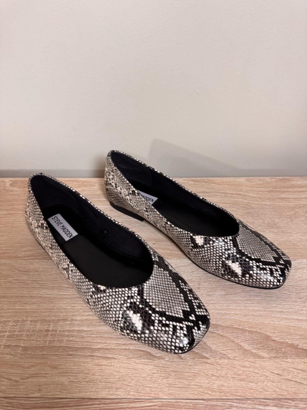 Steve Madden Women's Snakeskin Square Toe Ballet Flats - Black & White, 8.5